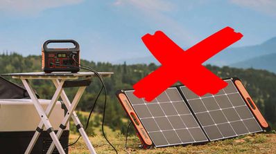 Jackery Solar Generator 300 con paneles solares