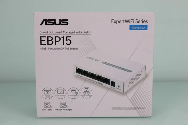 Frontal de la caja del switch gestionable ASUS ExpertWiFi EBP15