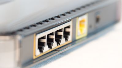 Diferencias entre reiniciar y resetear el router