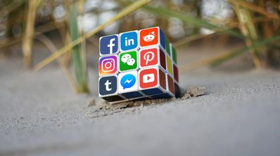 Pago por usar redes sociales