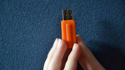 Riesgos de usar un pendrive que te han dejado