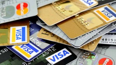 Cuándo usar tarjeta bancaria secundaria para pagar online