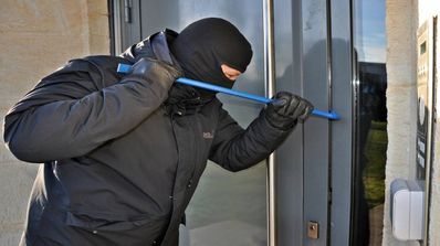 como la casa inteligente para disuadir ladrones