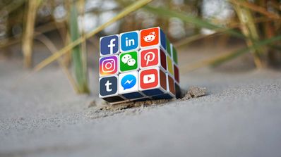 Detectar intrusos en redes sociales