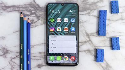 un smartphone Android mostrando los iconos de varias aplicaciones