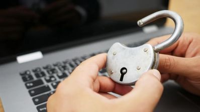 gestores de contraseñas gratuitos iOS