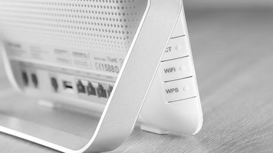 Seguridad del router de operador vs comprado