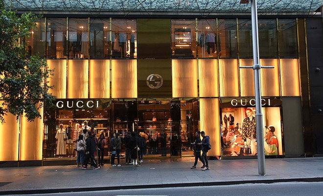 Fachada de una tienda de Gucci, la marca que ha sido hackeada