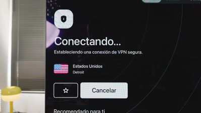 Imagen en la que aparece una televisión con VPN