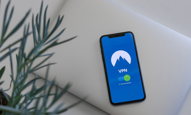 Imagen en la que aparece una VPN en el móvil