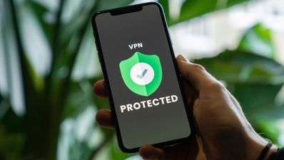 Imagen en la que aparece una VPN en un móvil