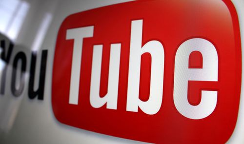 Logotipo de YouTube con la palabra Tube dentro de un recuadro rojo sobre fondo blanco.