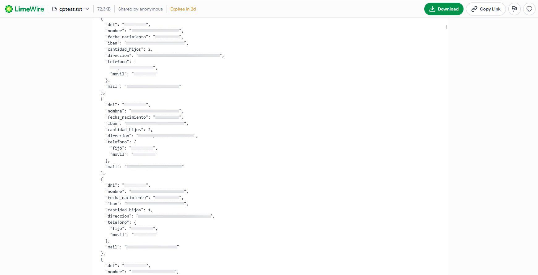 Líneas de código en formato JSON que muestran una filtración de datos personales en la plataforma LimeWire.