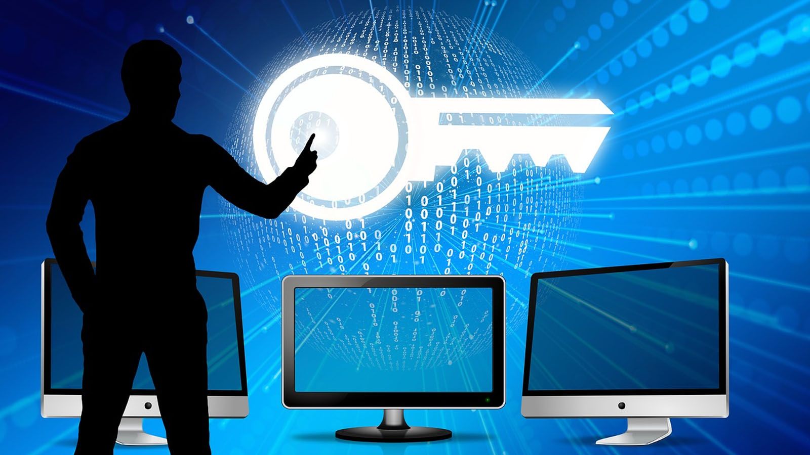 Silueta de una persona señalando una llave luminosa sobre un fondo de código binario y monitores de ordenador.