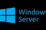 Logotipo de Windows Server en color azul claro sobre un fondo negro sólido.