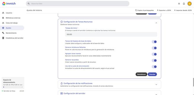 Panel de configuración de tareas recurrentes en la interfaz de Immich.