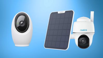 Cámaras de seguridad Reolink para interior y exterior con panel solar sobre fondo azul.