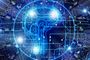 Ilustración conceptual de inteligencia artificial con un cerebro humano digital sobre un fondo de circuitos electrónicos y conexiones de datos en color azul.
