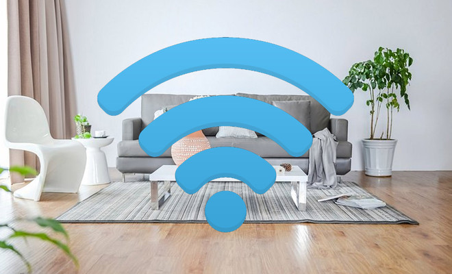 Icono de señal inalámbrica sobreimpreso en el salón de una casa.