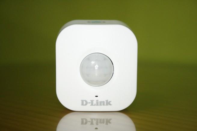 Vista frontal del sensor de movimiento D-Link DCH-S150